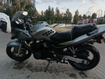 Kawasaki ZR 750F, 2001 г.