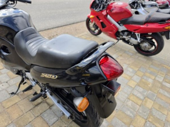 Suzuki GSX, 2000 г.