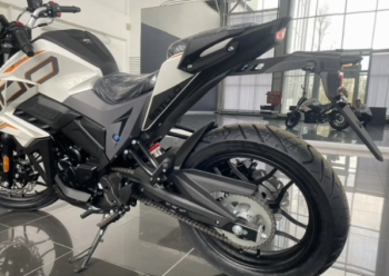 Ataki BATLLO 4T PR300 Pro, 2026 г.