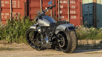 Harley-Davidson Breakout, 2023 г.