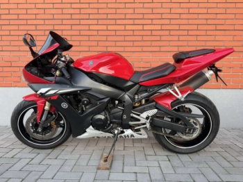 Yamaha YZF R1 RN09, 2003 г.