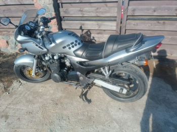 Kawasaki ZR 750F, 2001 г.