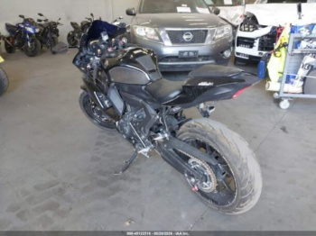 Yamaha YZF R7, 2022 г.