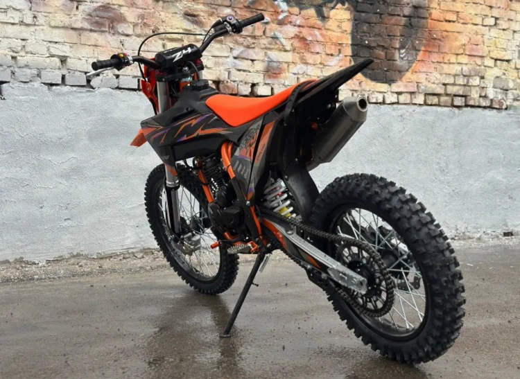 Кроссовый Racer Z 4, 2025 г.