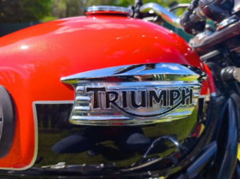 Triumph Bonneville T100 SE, 2012 г.
