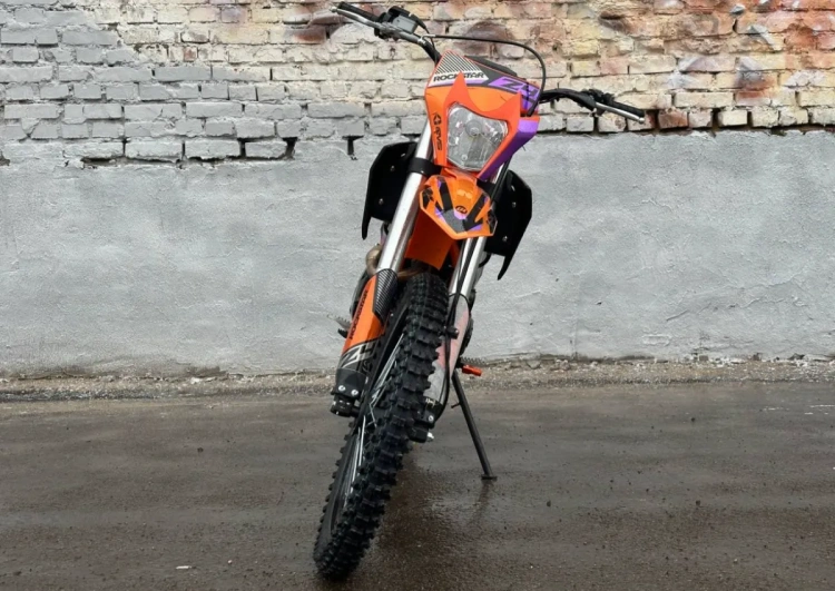Кроссовый Racer Z 4, 2025 г.