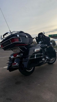 Harley-Davidson Electra Glide FLHTCU Ultra Classic на широкой раме, 2012 г.
