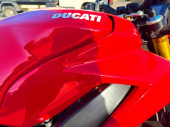 Ducati Streetfighter V4S, 2020 г.
