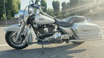 Harley-Davidson Road King FLHRCI, 2005 г.