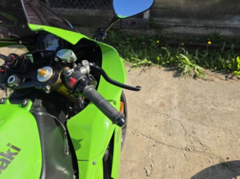 Kawasaki Ninja Zx10r, 2004 г.
