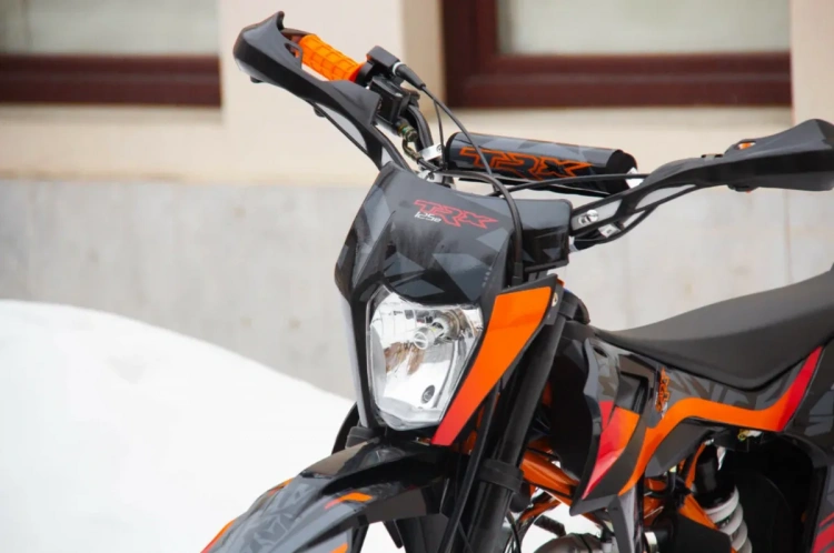 Пит-байк Racer RC TRZ (электростартер), 2025 г.