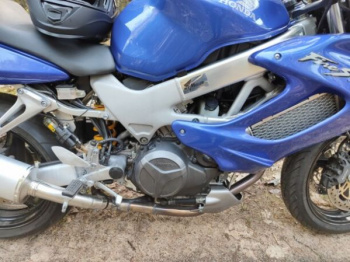 Honda VTR, 2002 г.