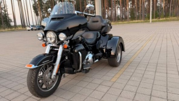 Harley-Davidson Trike Tri Glide Ultra FLHTCUTG, 2022 г.