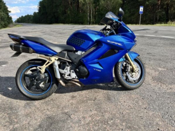 Honda VFR, 2006 г.