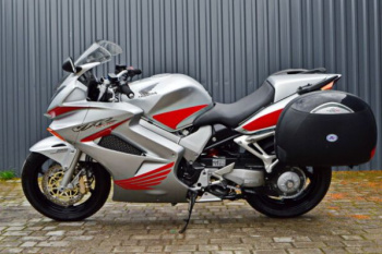 Honda VFR 800 Vtec c ABS, 2002 г.