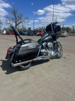 Harley-Davidson CVO RoadGlide FLTRUSE, 2011 г.
