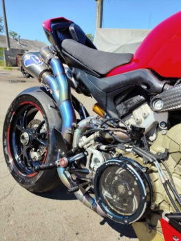 Ducati Streetfighter V4s, 2021 г.