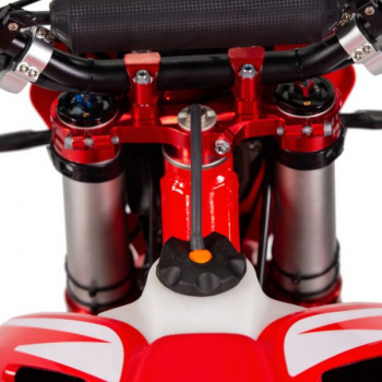 Regulmoto Holeshot RED EDITION 2025, 2026 г.