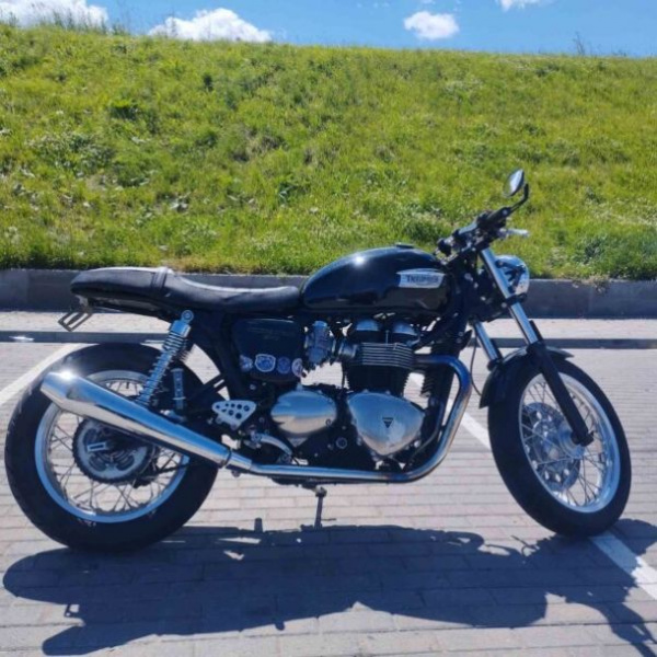 Triumph Thruxton, 2012 г.
