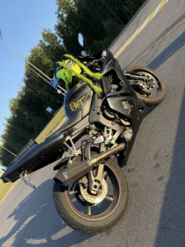 Yamaha YZF R6, 2004 г.