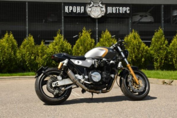 Yamaha XJR 1200, 1996 г.
