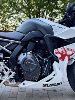 Suzuki GSX 8R, 2024 г.
