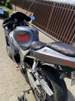 Suzuki GSX-R, 2002 г.