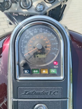 Suzuki Intruder LC, 2001 г.