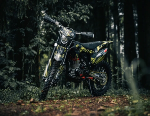 Эндуро BSE Z5 5.0 Neon Black, 2026 г.
