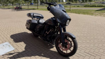 Harley-Davidson Street Glide FLHXST, 2022 г.