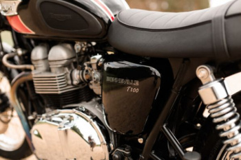 Triumph Bonneville T100, 2006 г.