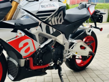 Aprilia Tuono V4 1100 FACTORY, 2016 г.