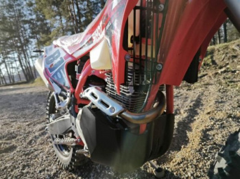 Regulmoto Holeshot Red Edition (4 valves), 2025 г.