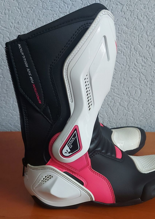 Мотоботы женские Dainese NEXUS