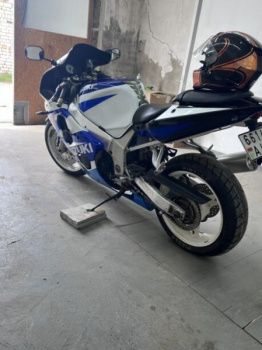Suzuki GSX-R 600, 2002 г.