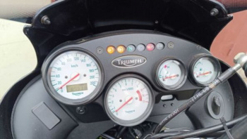 Triumph Tiger 900i, 1999 г.