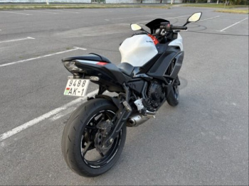 Kawasaki EX 650, 2022 г.
