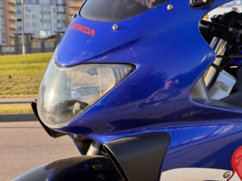 Honda CBR, 2000 г.