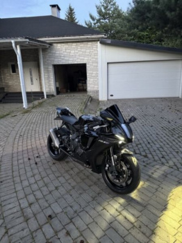 Yamaha YZF R1, 2023 г.