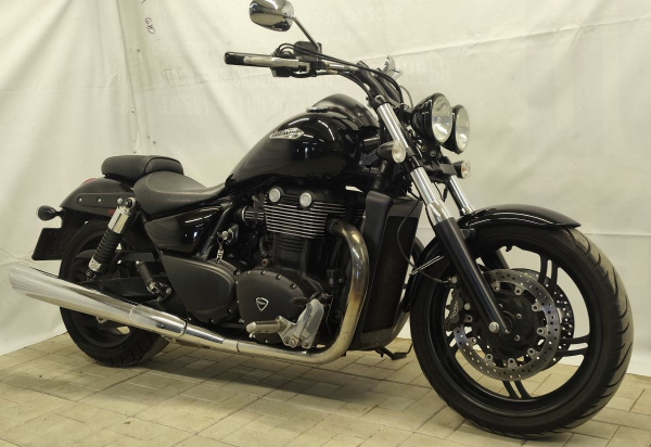 Круизер/чоппер Triumph Thunderbird 1700 Storm, 2012 г.