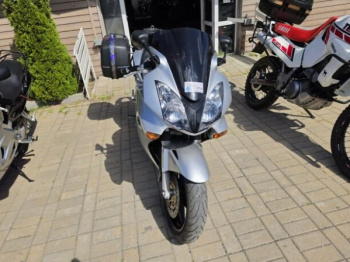 Honda VFR, 2002 г.
