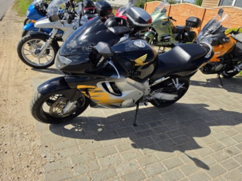 Honda CBR Ф4, 1999 г.