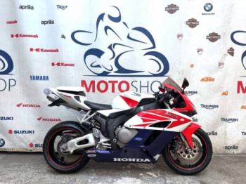 Honda CBR 1000RR Fireblade, 2004 г.