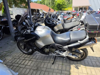 Honda Varadero, 2001 г.