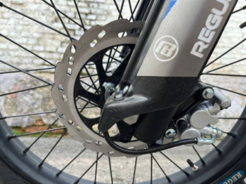 Regulmoto Sport Sport-003 PR 300, 2025 г.