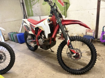 Zuum CR300, 2019 г.