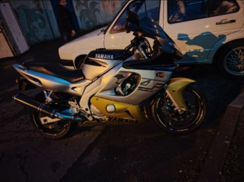 Yamaha YZF, 2001 г.