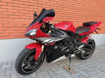 Yamaha YZF R1 RN09, 2003 г.