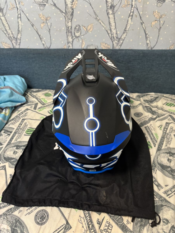 Шлем Airoh Twist 2.0 (L) + Очки Leatt