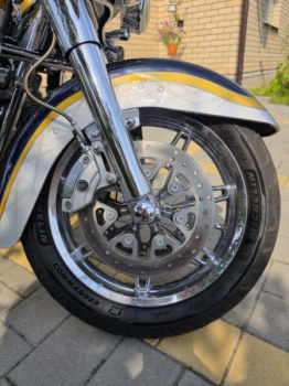 Harley-Davidson CVO FLHTCUSE7, 2012 г.